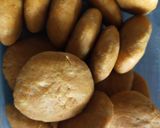A picture of step 2 of Masala Puri.