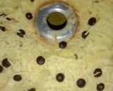 Foto langkah ke 3 dari resep Bolu mentega meses coklat.