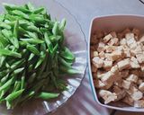 Foto langkah ke 2 dari resep Oseng tempe & teri plus buncis bumbu kuning.
