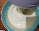 Foto langkah ke 1 dari resep Bolu Kembang Waru Khas Jogyakarta.