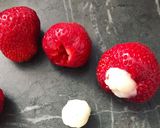 Une image de l'étape 2 de Brochettes de fraises au chèvre.