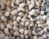 A picture of step 1 of Bean cake.