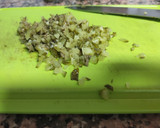 Foto del paso 1 de la receta: Carpaccio de ternera con pepinillos, alcaparras y queso parmesano