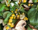 A picture of step 6 of Mixed Salad with Basil Olive Oil.