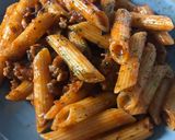 Foto langkah ke 2 dari resep Penne Pasta Bolognese Simple.