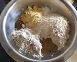A picture of step 1 of Biscuit Bhakhari.