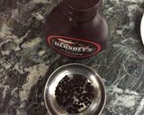 A picture of step 2 of Cappuccino flavour Chocolate custard shake.