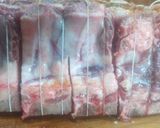 Foto del paso 1 de la receta: Rack de lomo con papines andinos en crema provenzal fresca