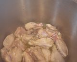 A picture of step 1 of Juan-Style Braised Chicken.