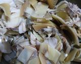Foto langkah ke 1 dari resep Gulai Jantung Pisang Teri Santan.