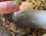 Gambar langkah 3 resipi Sambal Belacan Kuini.