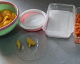 A picture of step 1 of Mancargin smoothie.