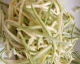 A picture of step 2 of Zoodles.