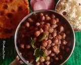 A picture of step 6 of Amritsari Pindi Chole.