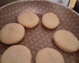 Foto del paso 3 de la receta: Pancitos al sartén