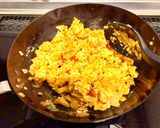 「子樂辣椒醬」辣椒炒雞蛋的食譜步驟6照片