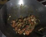Foto langkah ke 5 dari resep Udang goreng mentega.