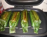 Foto langkah ke 5 dari resep Nasi Bakar.