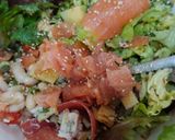 Foto del paso 5 de la receta: Ensalada tibia de Salmón, alubias y queso salsa roquefort