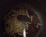 A picture of step 4 of Aloo Qeema.