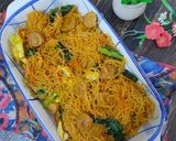Foto langkah ke 5 dari resep Bihun Goreng Bakso.