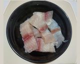 Foto langkah ke 1 dari resep Steam Patin/Dori Saus Hongkong.