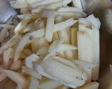 फ्रेंच फ्राई (French fry recipe in Hindi) रेसिपी चरण 2 फोटो