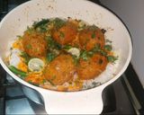 A picture of step 20 of Nargisi kofta baryani.