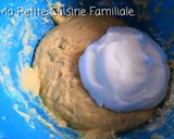 Une image de l'étape 3 de Beignets au fromage blanc.