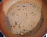 Foto del paso 5 de la receta: Muslos de pollo en salsa de limón, ajos y perejil