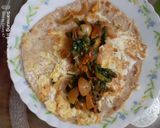 A picture of step 4 of Walnut egg wrap.