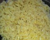 Foto langkah ke 1 dari resep Mie goreng simple.