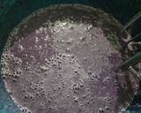 Foto langkah ke 2 dari resep Bolu Kukus Mekar Ubi Ungu.