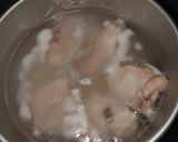 Foto langkah ke 2 dari resep Semur Tahu Ayam Pedas.