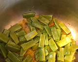 Foto del paso 4 de la receta: Arroz sequito de coliflor 🥦 y verduritas, exprés