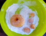 Foto langkah ke 5 dari resep Donat Empuk Metode Autolisis - Dijamin Sukses White Ring.