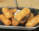 Foto langkah ke 12 dari resep Risoles Ragout Ayam Devina Hermawan.