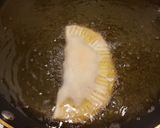 A picture of step 2 of Chicken Fajita empanadas.
