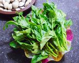 Hình bước làm 1 của món Canh mồng tơi ngao