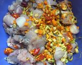 Hình bước làm 1 của món Mì quảng Ếch Đà Nẵng