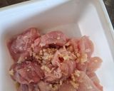 Foto langkah ke 1 dari resep Ayam Suwir Kukus.