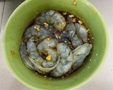 Hình bước làm 1 của món Súp lơ xào tôm