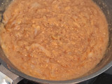 Pechugas de pollo con salsa de cebolla y mostaza