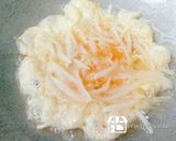 รูปขั้นตอนการทำที่ 1 ของ ผัดหมี่น้ำพริกกะปิกับไข่เจียวถั่วงอก