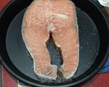 รูปขั้นตอนการทำที่ 1 ของ แซลม่อนย่างเกลือ ข้าวผัดกระเทียม airfryer