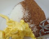 Foto langkah ke 1 dari resep Raisin Banana Bread.