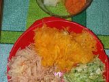 Sopa de verduras ralladas con fideos