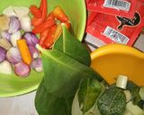 Foto langkah ke 2 dari resep Ayam kecap bumbu lengkap.