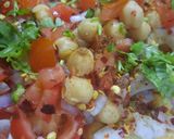 A picture of step 4 of Simple chana aalu chaat.
