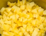 A picture of step 1 of Potatoes fry.